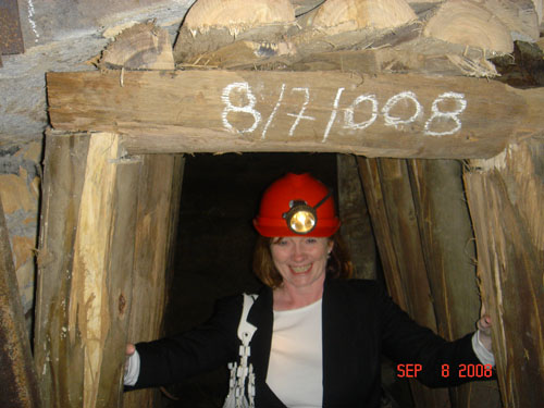 vicki in lota mine